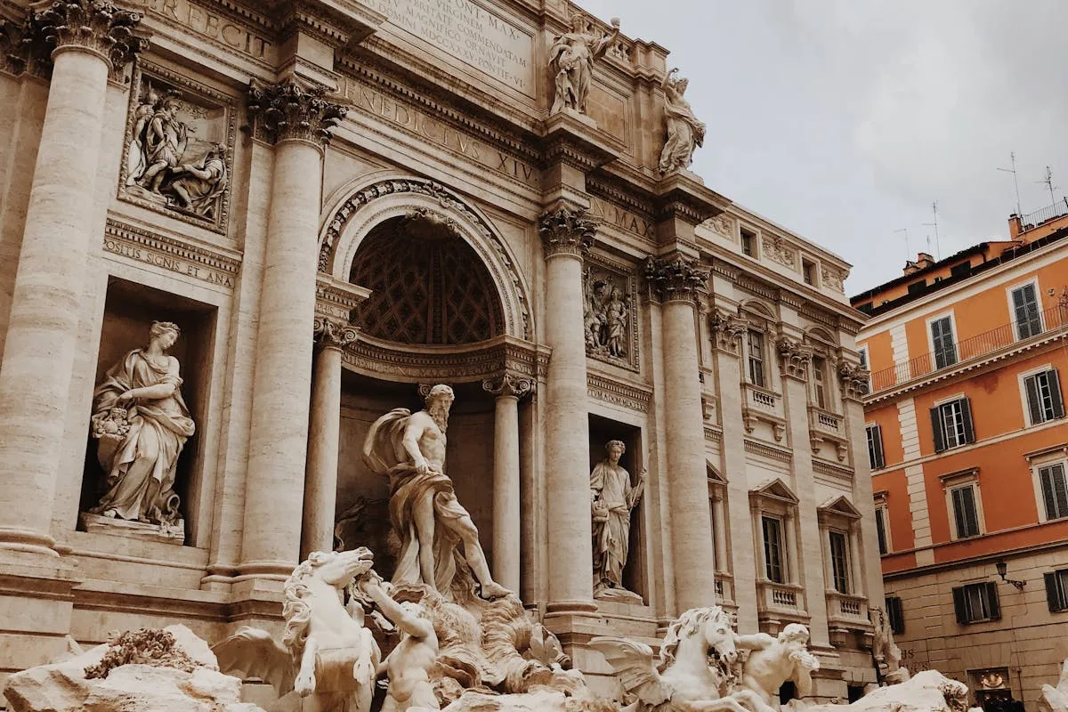 Fontana di Trevi em Roma, uma das fontes barrocas mais famosas