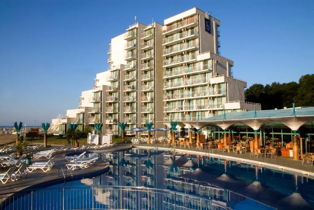 Hotel Boryana - Hotel de 4 estrellas en Albena Resort, Albena - photo 1