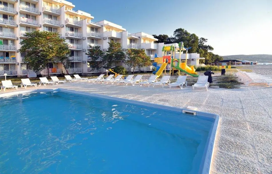 Hotel Mura - 4-star hotel in Albena / park side, Albena - photo 1