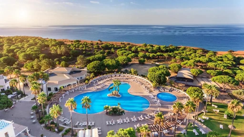 fachada y entrada del hotel, Algarve