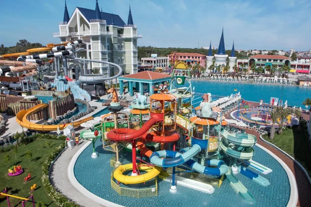 Granada Luxury Belek - Family Kids Concept - Hotel de 5 estrellas en Belek, Antalya - photo 1