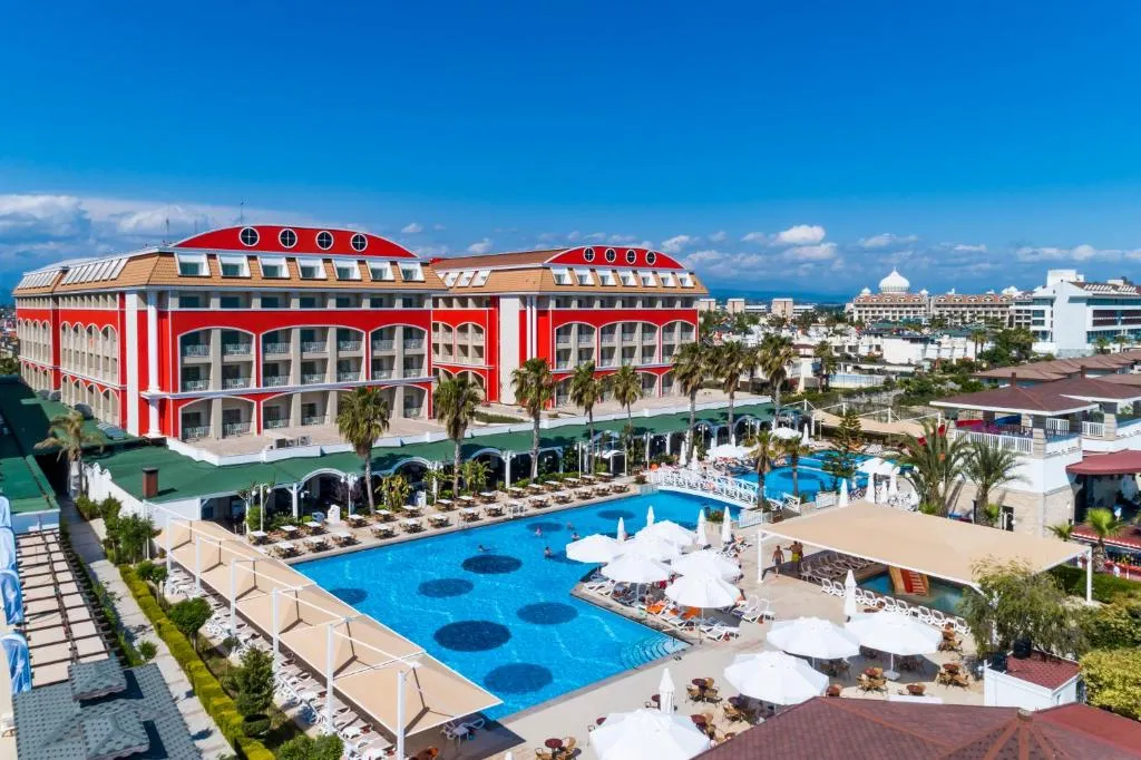 Parque infantil exterior no Orange County Belek, Belek Antalya