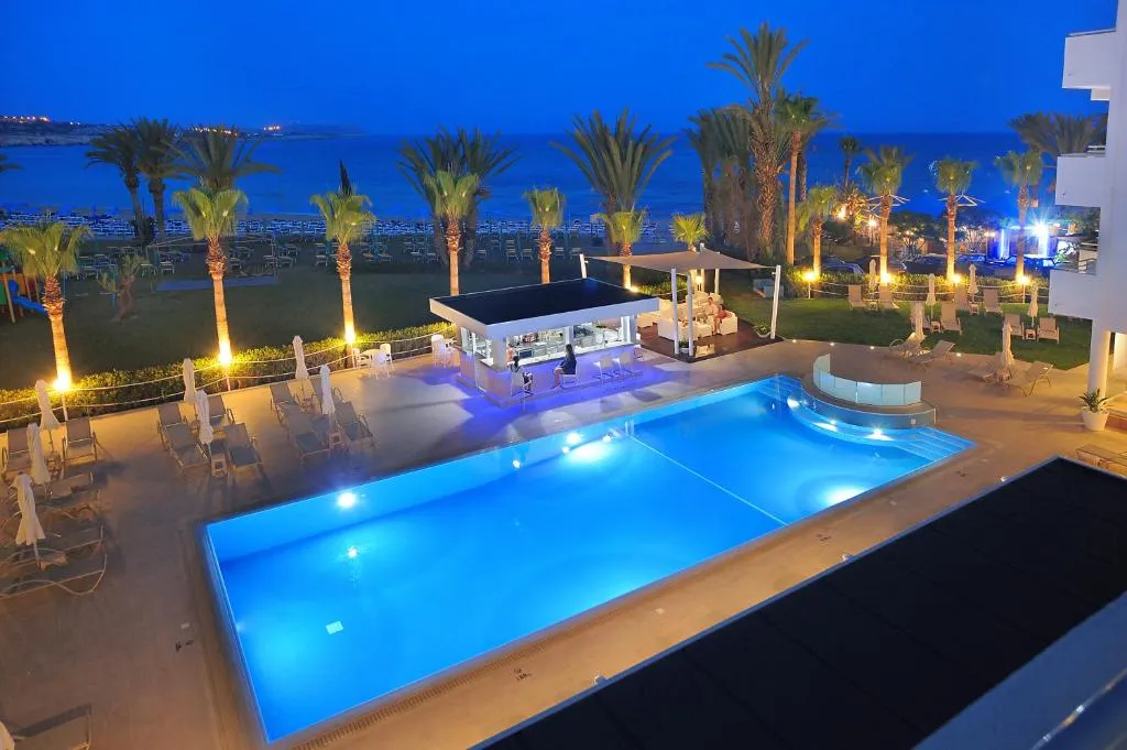 Okeanos Beach Boutique Hotel - Hôtel 4 étoiles, 1st October Street, Ayia Napa - photo 1