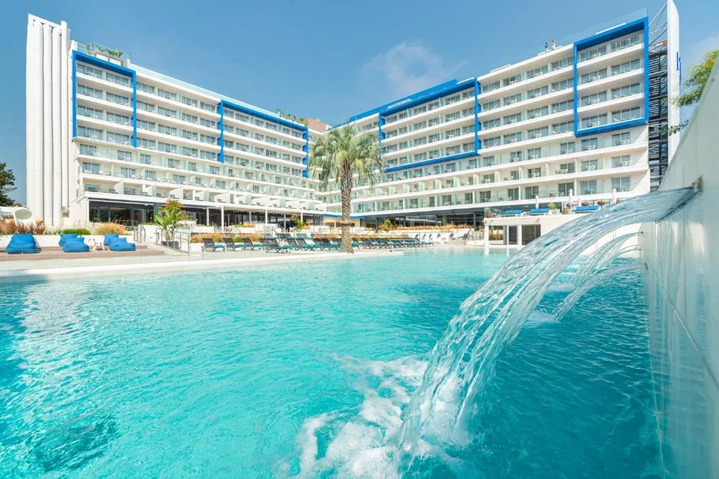 L'Azure Hotel pool and water park area in Lloret de Mar