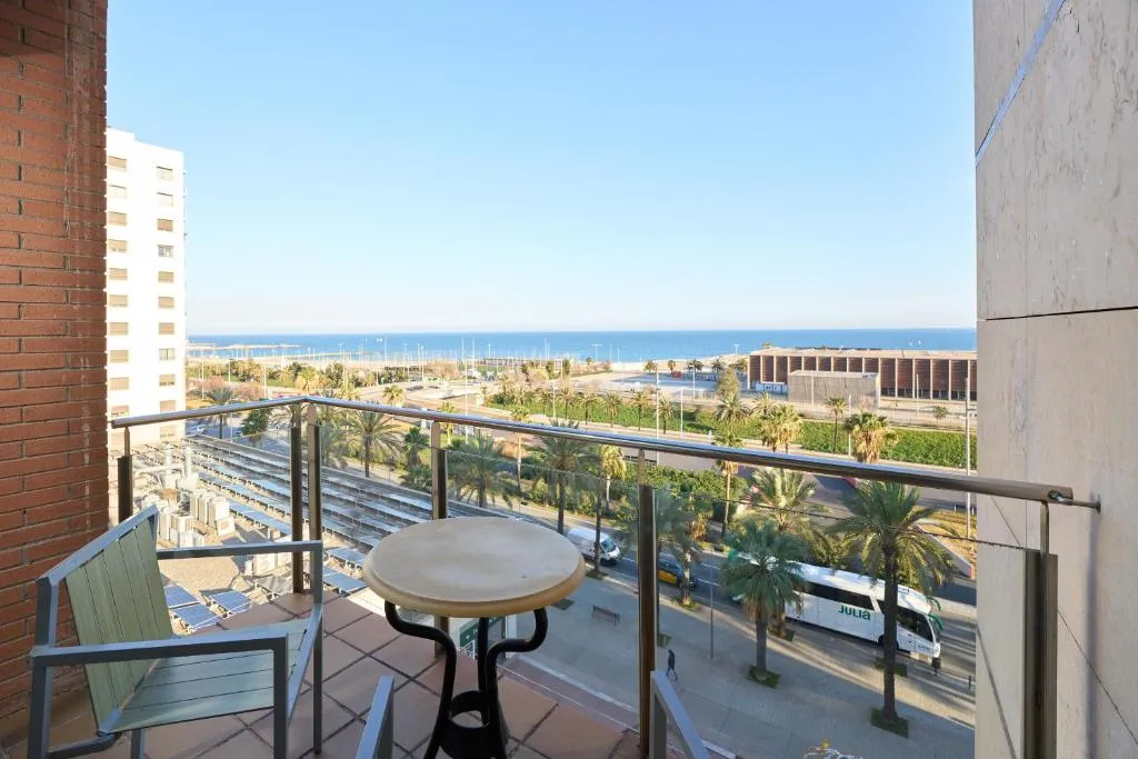 Catalonia Barcelona Beach - 4-star hotel in Sant Marti, Barcelona - photo 1
