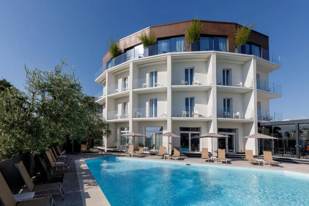 Art Hotel Ventaglio - 3-star hotel in Bardolino Lakefront, Bardolino - photo 1