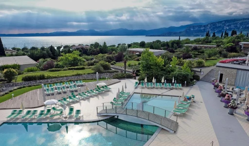 Parc Hotel Germano Suites & Apartments - 4-star hotel in Bardolino, Bardolino - photo 1