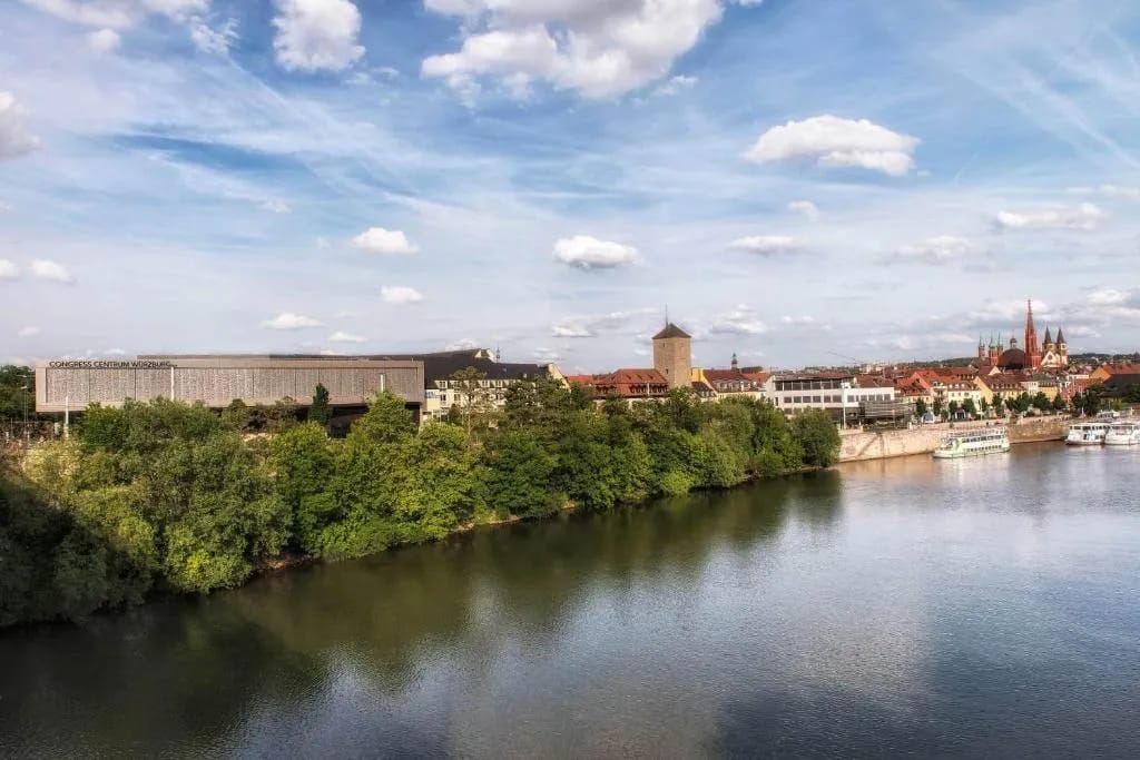 Maritim Hotel Würzburg - 4-star hotel in Würzburg riverside, Bavaria - photo 1