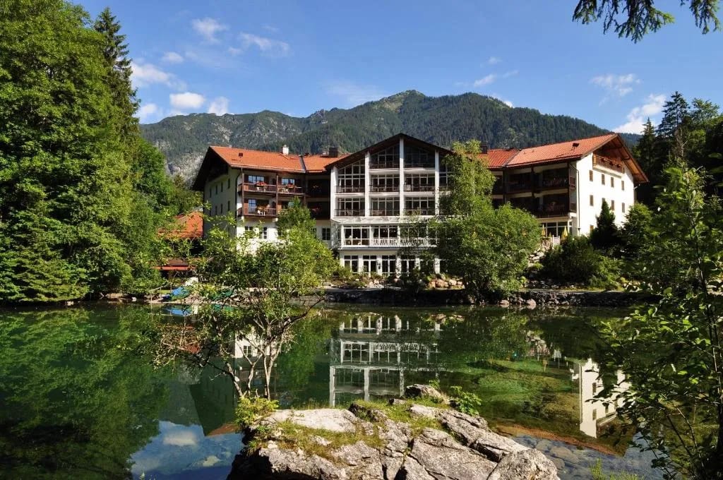 Hotel am Badersee - Hotel de 4 estrellas en Grainau, Bavaria - photo 1