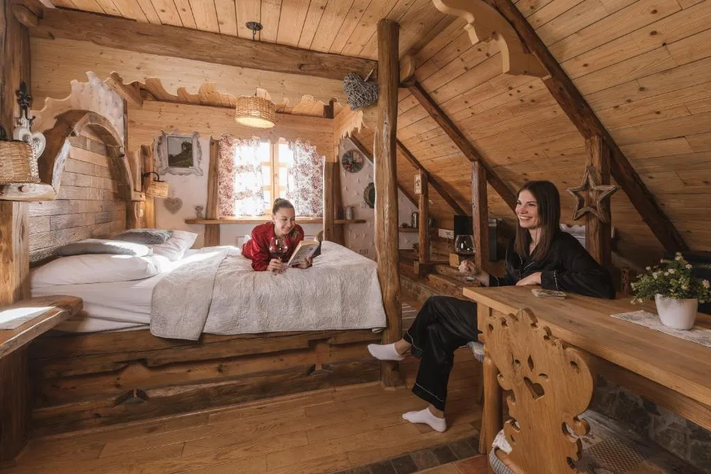 Old Bled House - Hôtel 3 étoiles, Zagoriška, quiet residential lane, Bled - photo 1