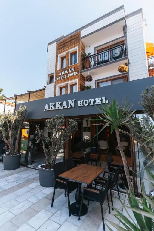 Akkan Hotel facade and garden in Bodrum