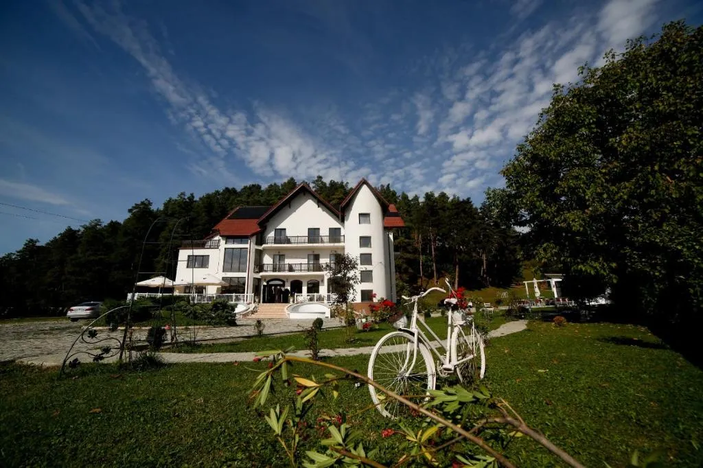 Pensiunea Baroc - Hotel de 3 estrelas em TELIU, Brasov - photo 1