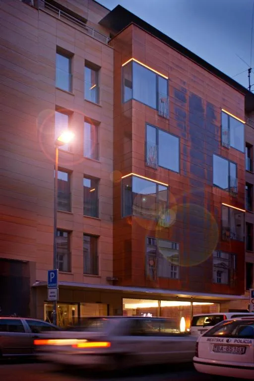 Hotel Avance - Hotel de 4 estrellas en Bratislava city centre, Bratislava - photo 1