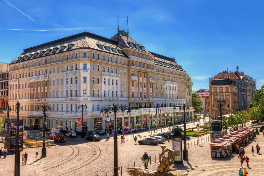 Radisson Blu Carlton Hotel, Bratislava - Hotel de 4 estrellas en Hviezdoslavovo namestie 3, 81102 Bratislava, Slovakia, Bratislava - photo 1