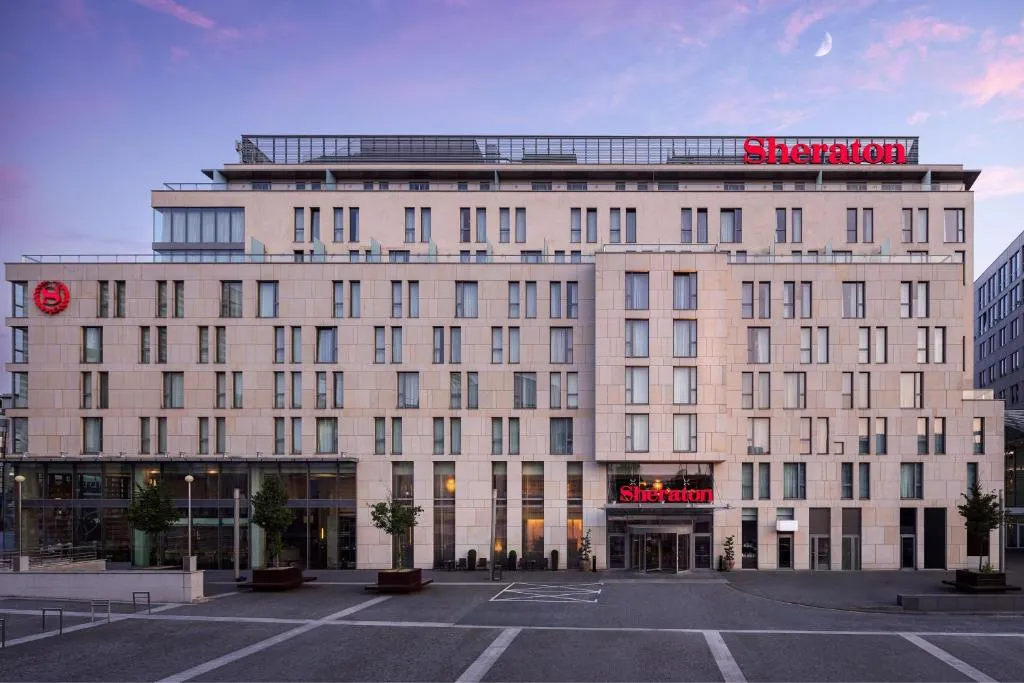 Sheraton Bratislava Hotel - Hotel de 5 estrelas em Pribinova 12, 81109 Bratislava, Slovakia, Bratislava - photo 1