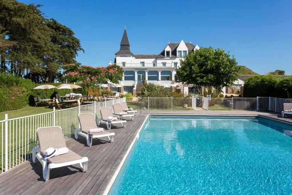 Hôtel Restaurant Spa du Tumulus - 3-star hotel in Carnac, Brittany - photo 1