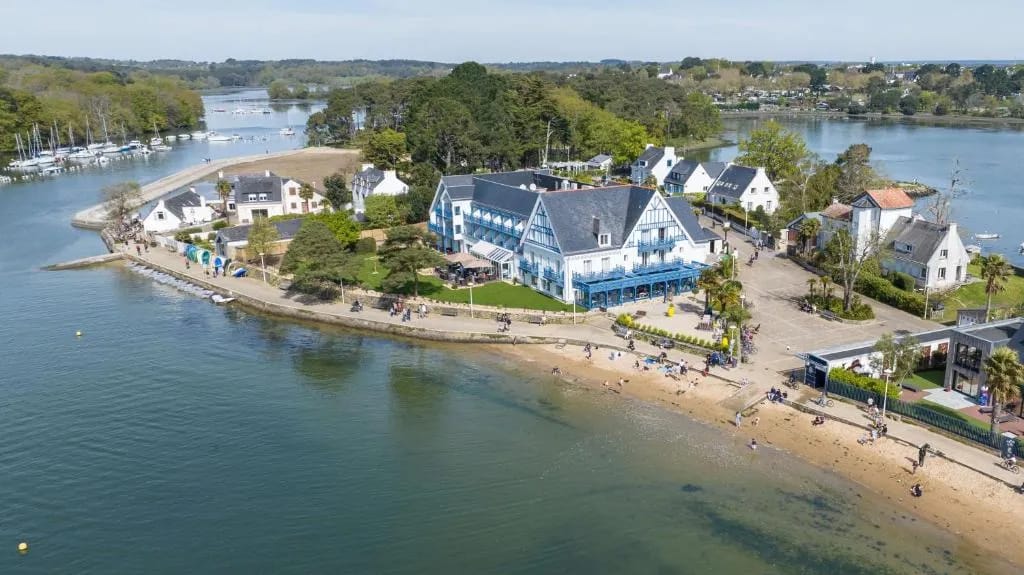 Best Western Plus Le Roof Vannes Bord de Mer - 4-star hotel in Conleau, Vannes, Brittany - photo 1