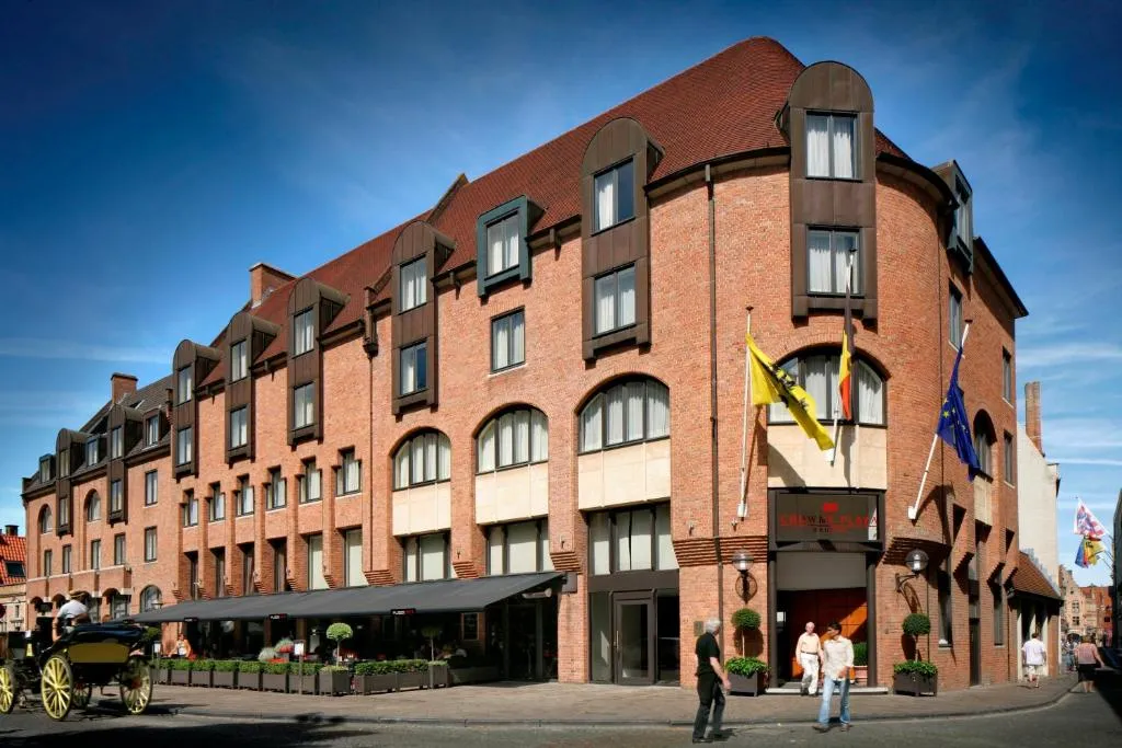 Crowne Plaza Hotel Brugge by IHG - Hotel de 4 estrelas em Historic Centre of Brugge, Bruges - photo 1