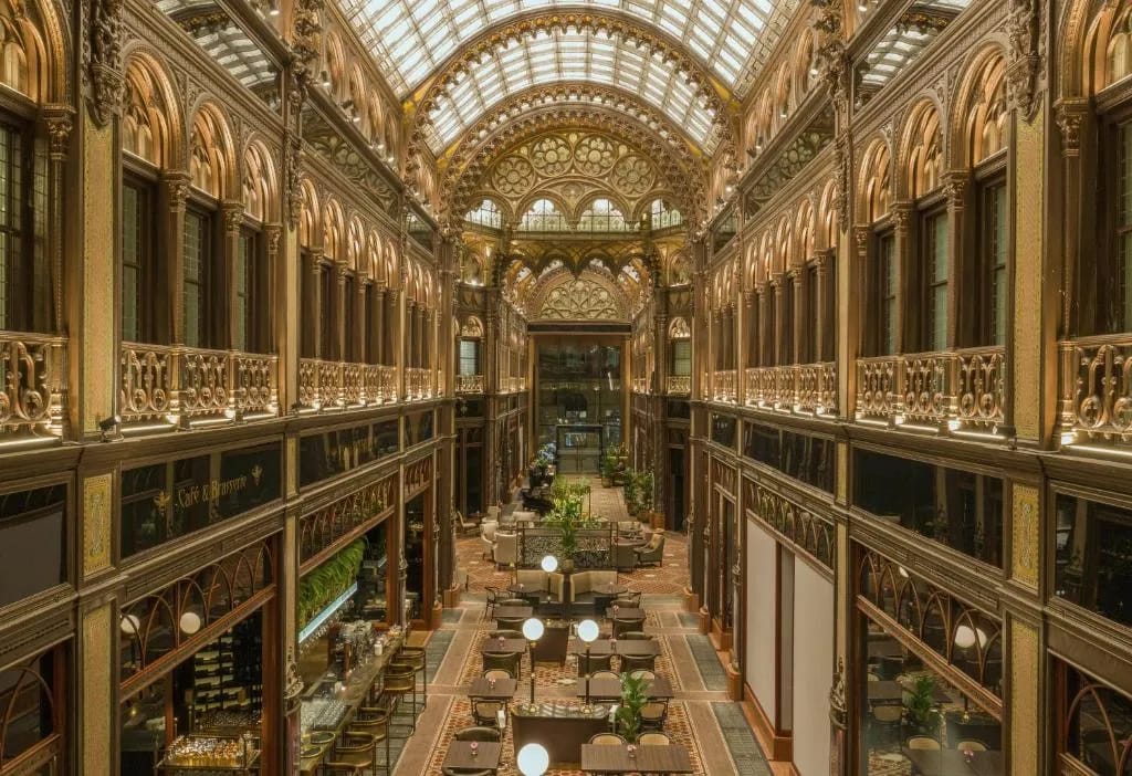 Párisi Udvar Hotel Budapest, part of Hyatt - Hotel de 5 estrelas em Belváros-Lipótváros (District 5), Budapest - photo 1