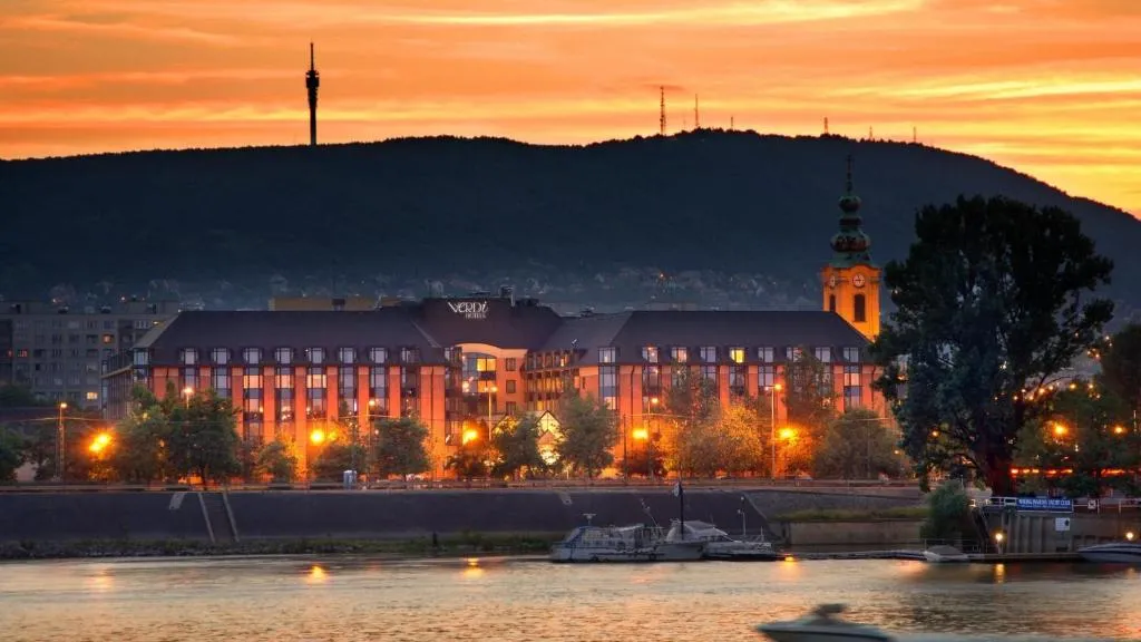 Verdi Budapest Aquincum hotel on the Danube, Óbuda