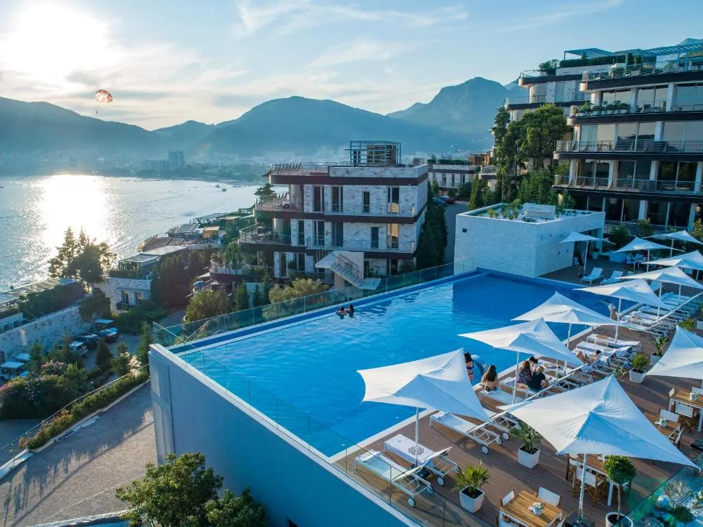 Dukley Hotel & Resort - 5-star hotel in Jadranski Put 31, Budva - photo 1