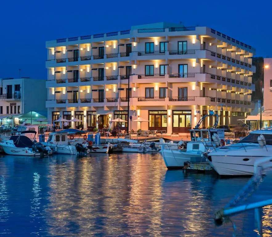 Porto Veneziano Hotel - 3-star hotel in Old Venetian Harbour, Chania - photo 1