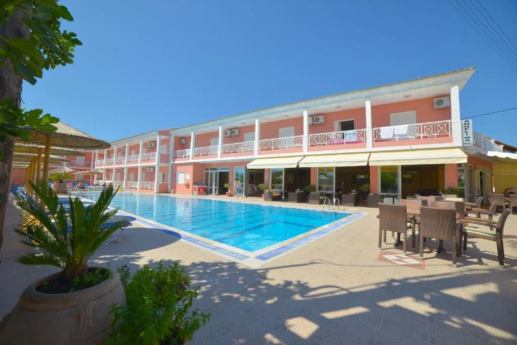 Angelina Hotel & Apartments - 3-star hotel in Sidari, Corfu - photo 1