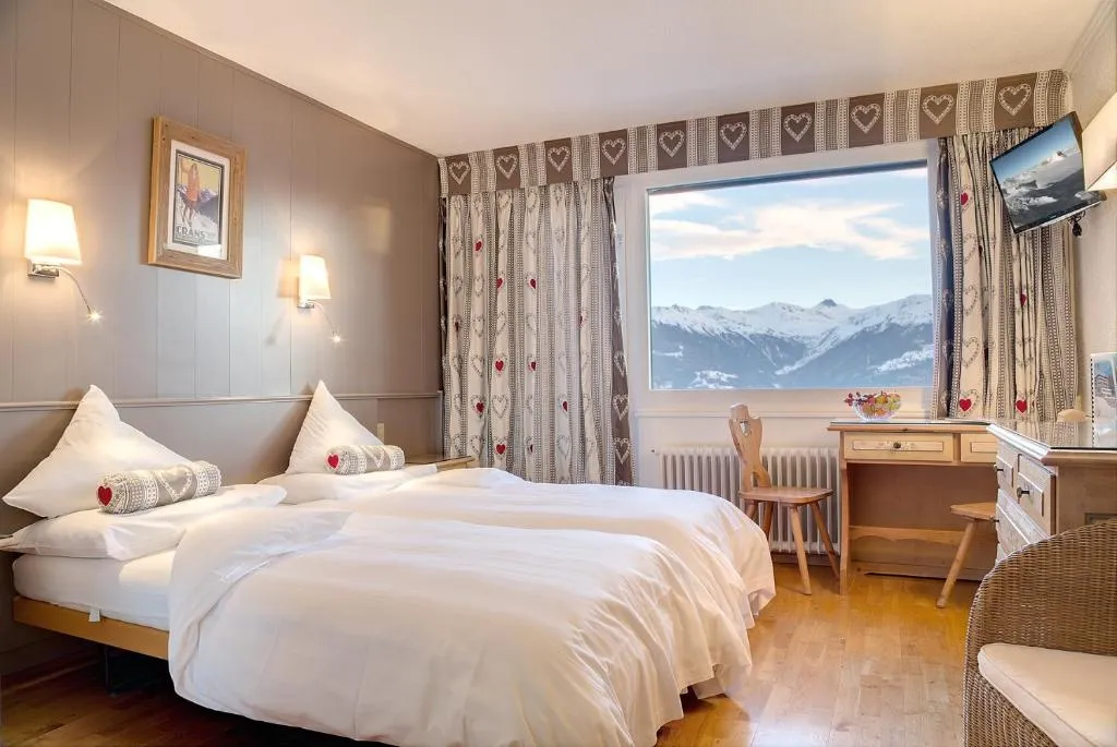 Hotel Ad'Eldorado - 3-star hotel in Montana centre, Crans-Montana - photo 1