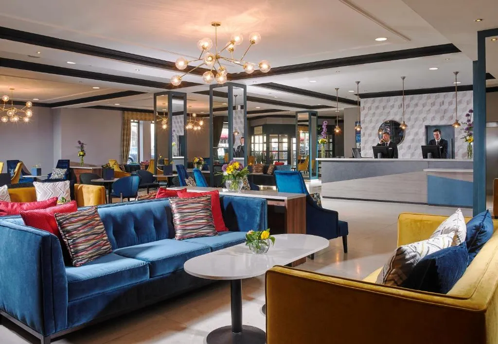 Camden Court Hotel - 4-star hotel in D2 / Camden Street, Dublin - photo 1
