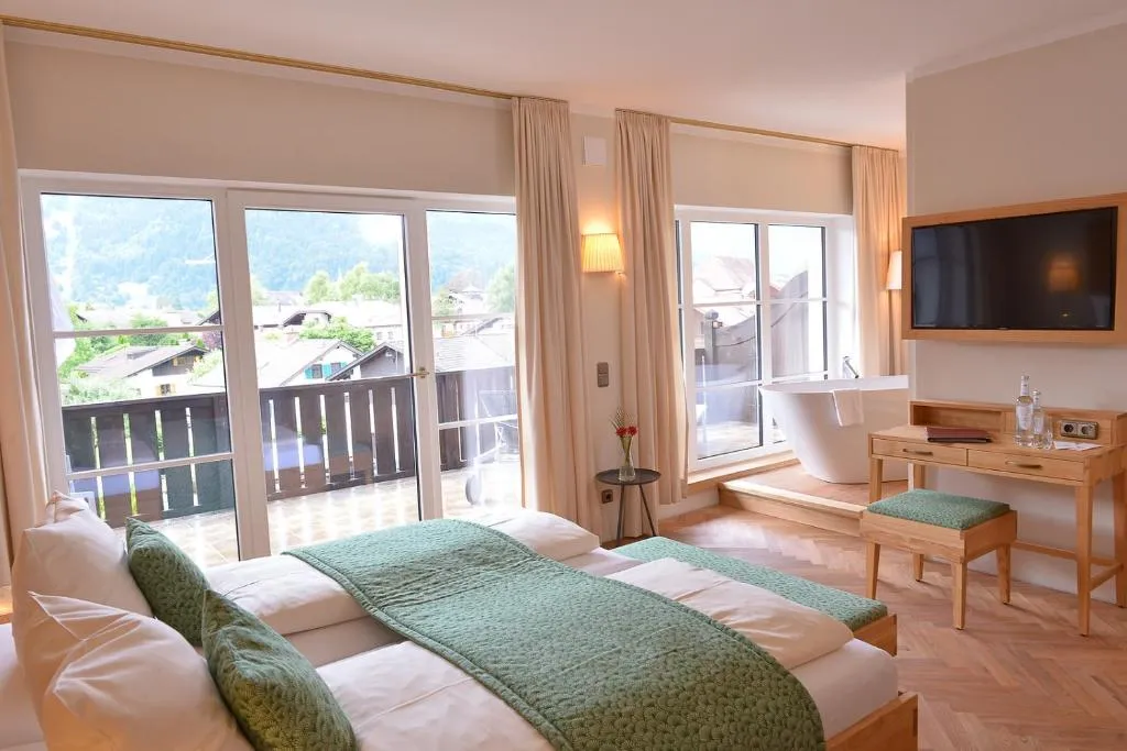 Biohotel Garmischer Hof - 4-star hotel in Garmisch-Partenkirchen, Garmisch-Partenkirchen - photo 1