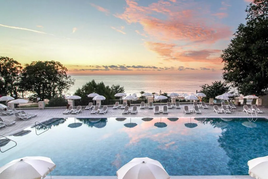 GRIFID Vistamar Hotel - 24 Hours Ultra All inclusive & Private Beach - 4-star hotel in Golden Sands beach strip, Golden Sands - photo 1