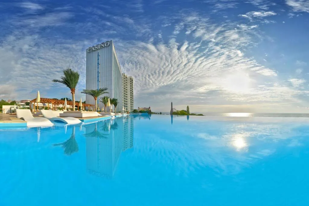 International Hotel Casino & Tower Suites - Hôtel 5 étoiles, Golden Sands Resort, Golden Sands - photo 1