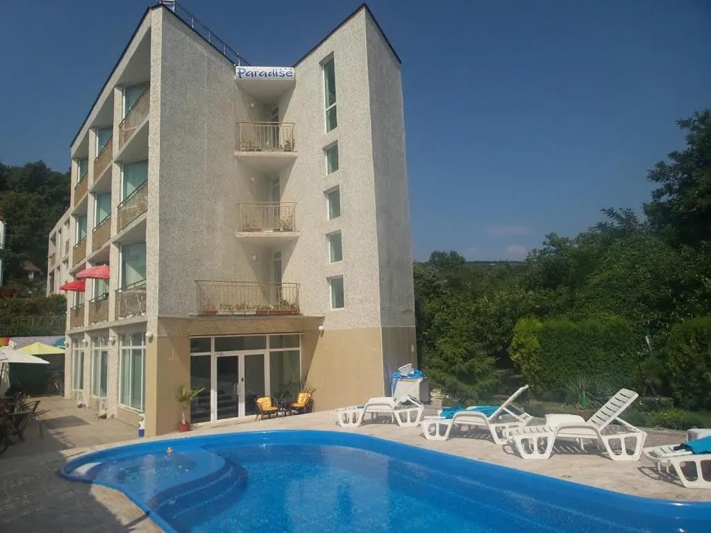 Hotel Paradise - Hotel de 3 estrelas em Golden Sands Resort, Golden Sands - photo 1