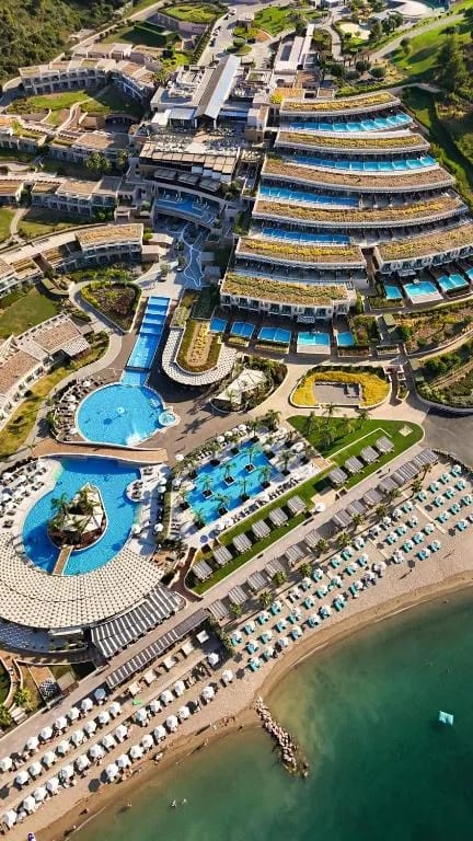 Miraggio Thermal Spa Resort - 5-star hotel in Paliouri southern Kassandra, Halkidiki - photo 1