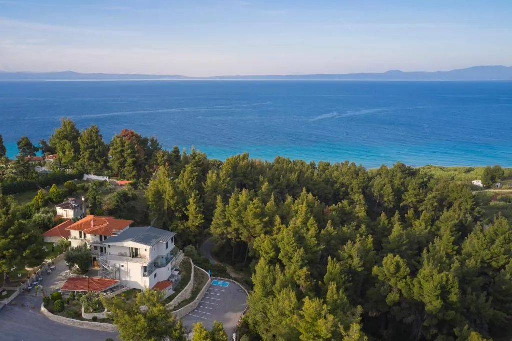 Mirabilia Boutique Hotel - 3-star hotel in Kriopigi (Kassandra), Halkidiki - photo 1