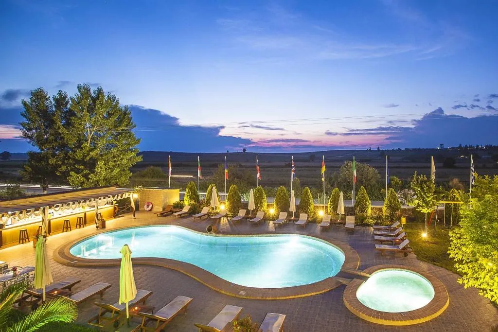 Sunny Hill - 3-star hotel in Kassandra (Sani Beach), Halkidiki - photo 1