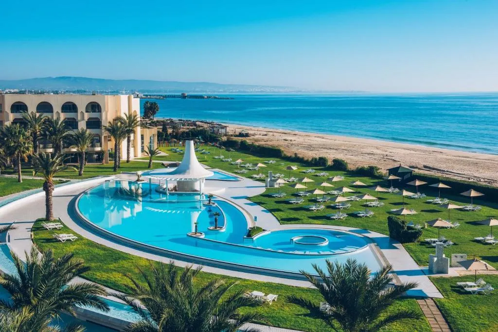 Iberostar Waves Averroes - Hotel de 4 estrelas em Yasmine Hammamet (Carthage Land area), Hammamet - photo 1