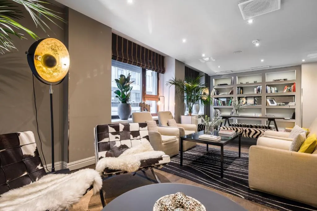 Hotel Fabian - 4-star hotel in Kaartinkaupunki, Helsinki - photo 1