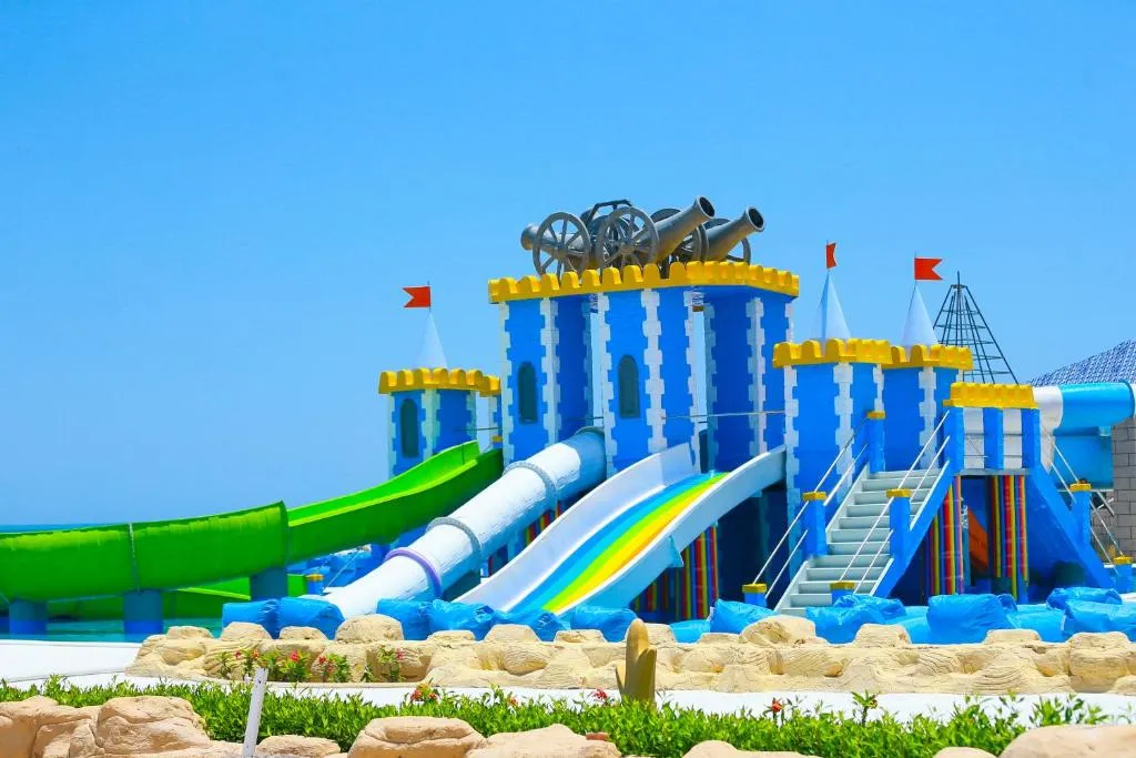 Gravity Hotel & Aqua Park Hurghada - Hotel de 5 estrellas en El Mamsha, Hurghada - photo 1