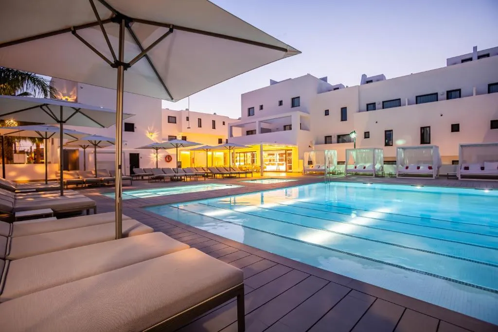 Migjorn Ibiza Suites & Spa - 4-star hotel in Playa d'en Bossa, Ibiza - photo 1