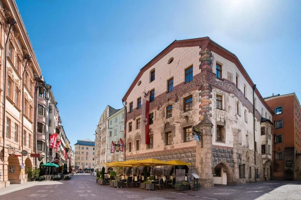 Hotel Goldener Adler, BW Signature Collection - Hotel de 4 estrelas em Innenstadt, Innsbruck - photo 1