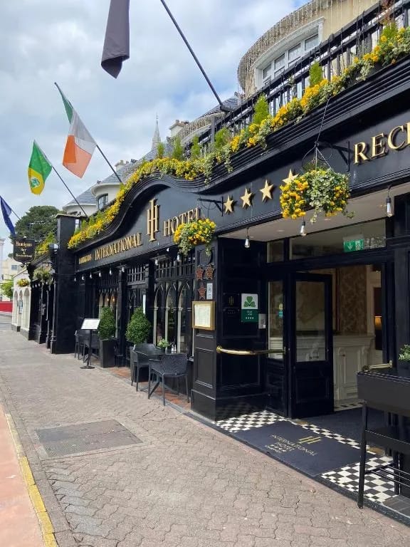 International Hotel Killarney - Hotel de 4 estrelas em East Avenue Road, Kenmare Place, Killarney - photo 1