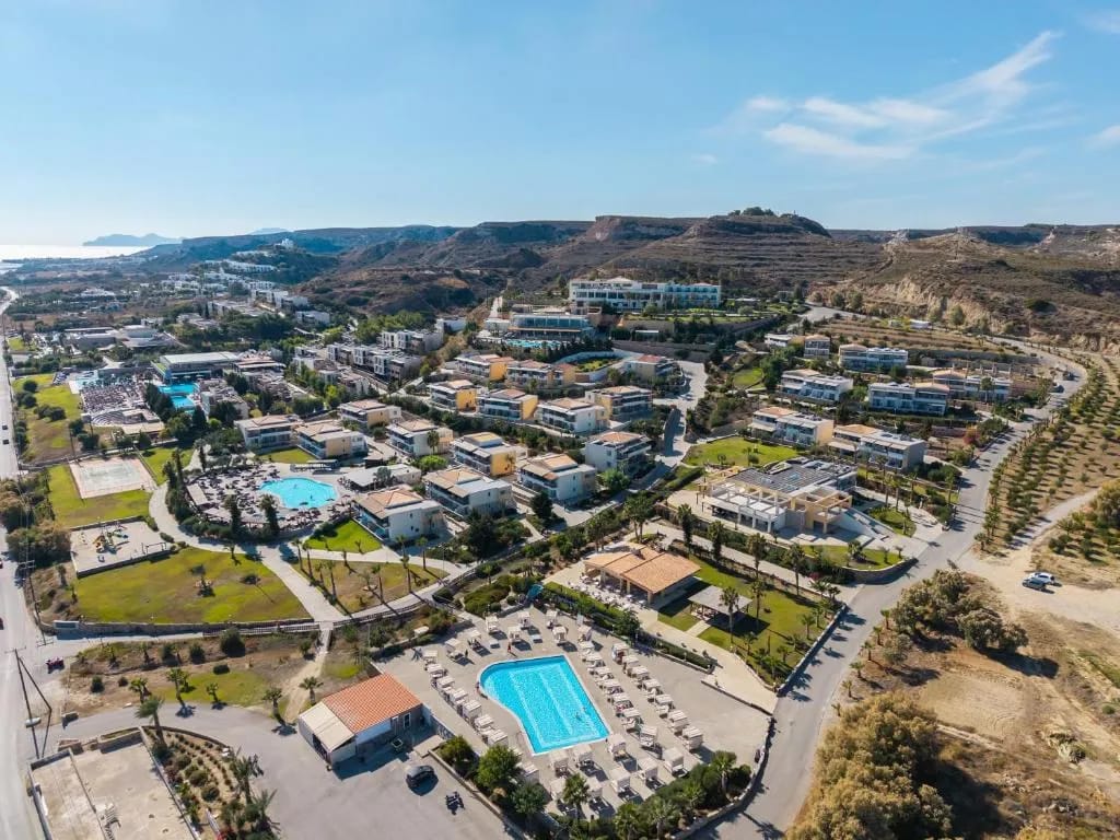 Piscina principal do Grand Blue Beach Hotel, Kardamena Kos
