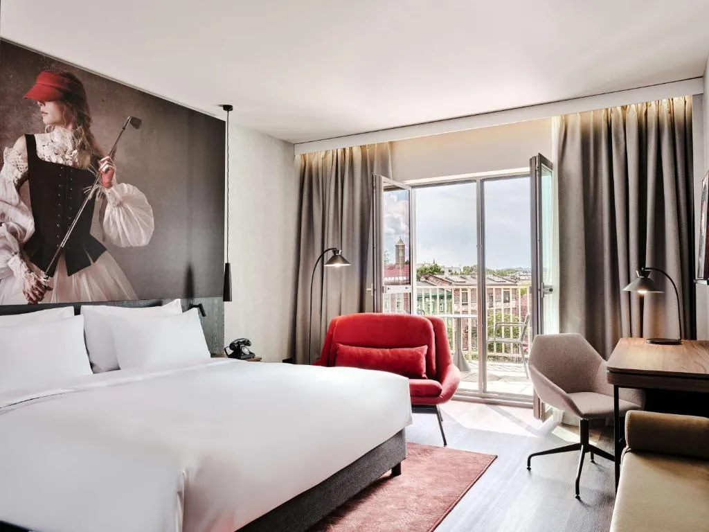 Radisson RED Hotel & Radisson RED Apartments, Krakow - 4-star hotel in Old Town North, Krakow - photo 1