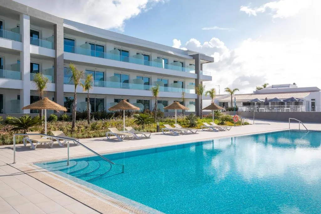 Ancora Park - Hotel de 4 estrelas em Porto de Mós, Lagos - photo 1