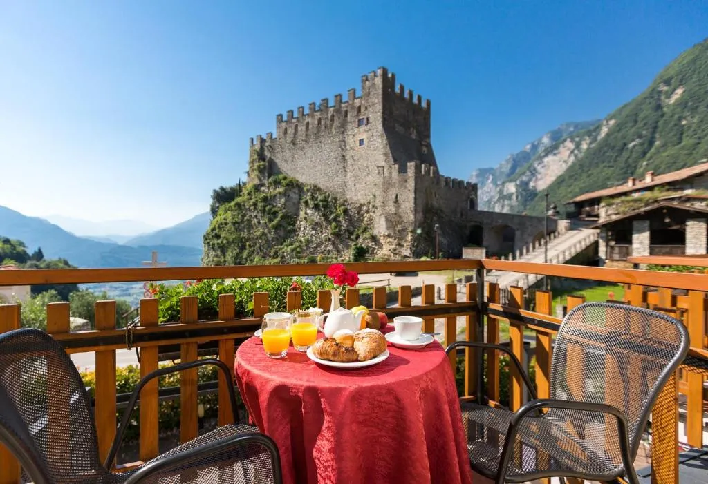 Hotel Antica Croce - Gardaslowemotion - Hotel de 3 estrelas em Tenno, Lake Garda - photo 1