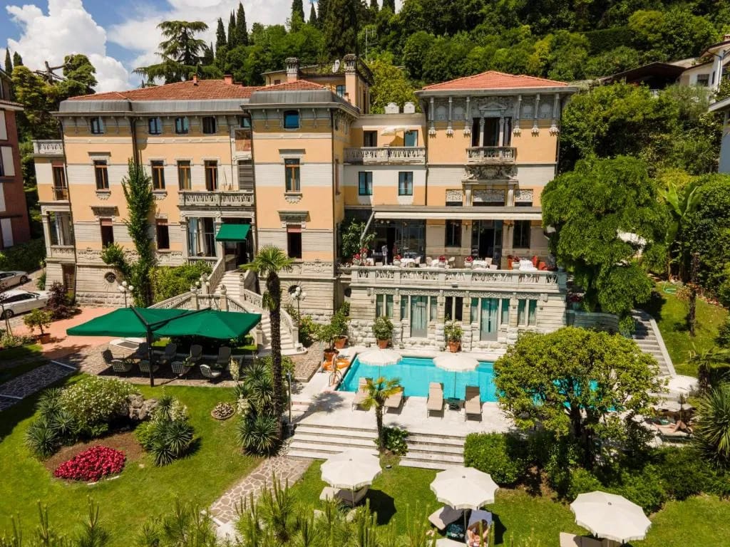 Hotel Laurin - 4-star hotel in Salò (West Shore), Lake Garda - photo 1