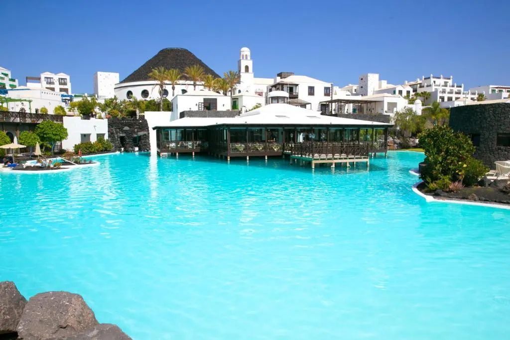 Hotel LIVVO Volcán Lanzarote - Hotel de 5 estrelas em Playa Blanca, Lanzarote - photo 1