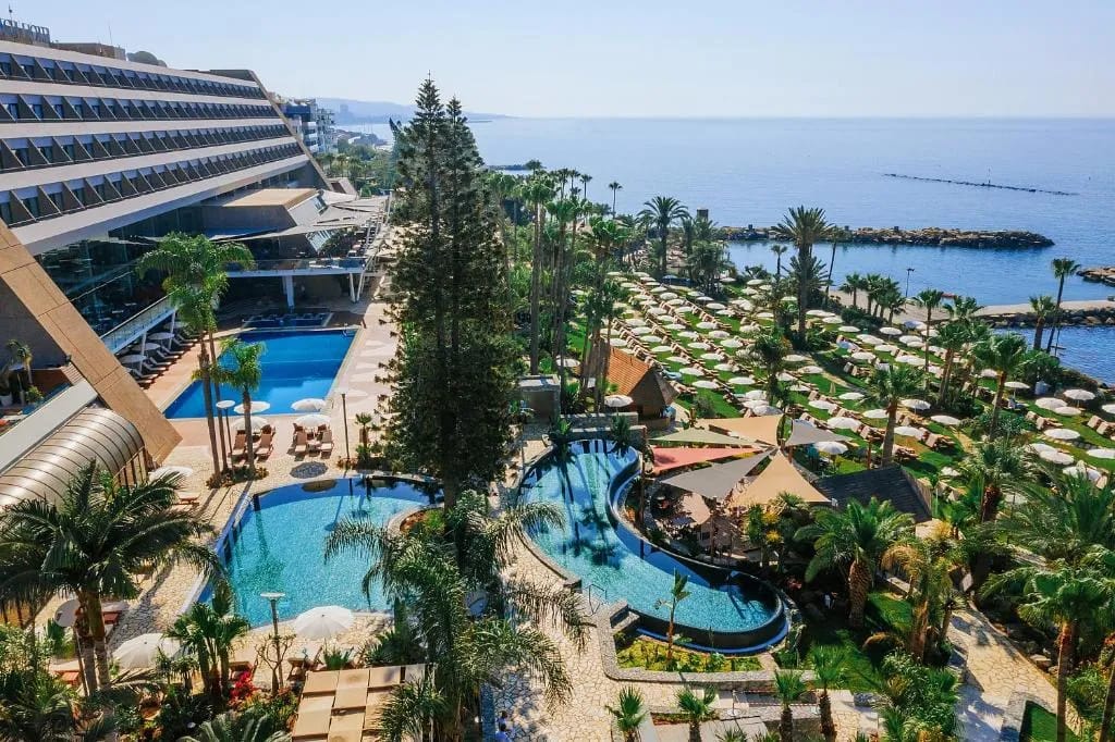 Amathus Beach Hotel Limassol - 5-star hotel in 75 Amathuntos Avenue, Limassol - photo 1
