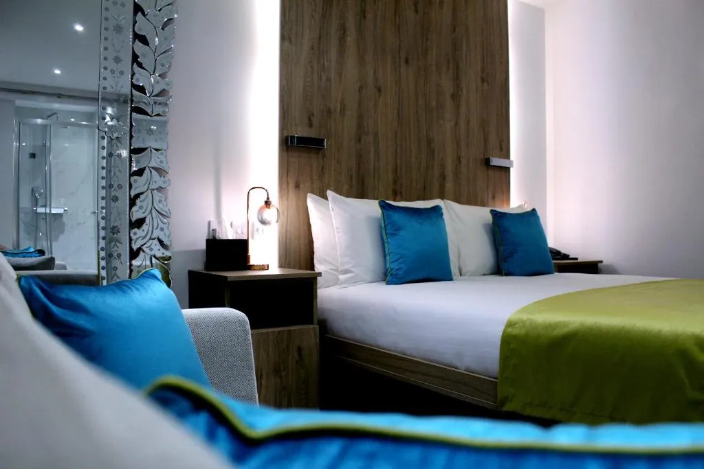 1 Craven Hill Gardens - 4-star hotel in Bayswater, London - photo 1